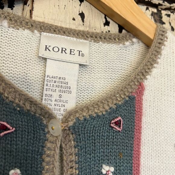 Women’s vintage Koret Cottagecore floral size Small Cardigan sweater. - Picture 2 of 8